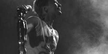 지드래곤 월드투어 공식 포스터