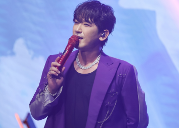 이민우 결혼 발표 콘서트 모습