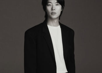 류준열 UAA 전속계약