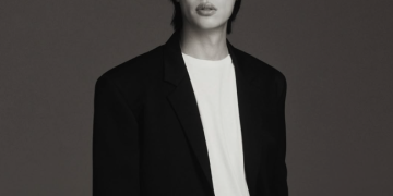 류준열 UAA 전속계약