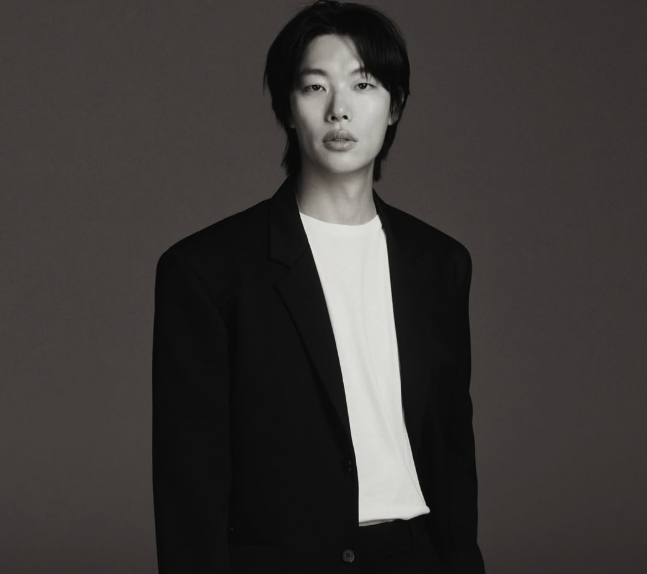 류준열 UAA 전속계약 소식 류준열 UAA 전속계약 소식