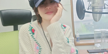 최강희 인스타그램 라디오 방송중 한컷