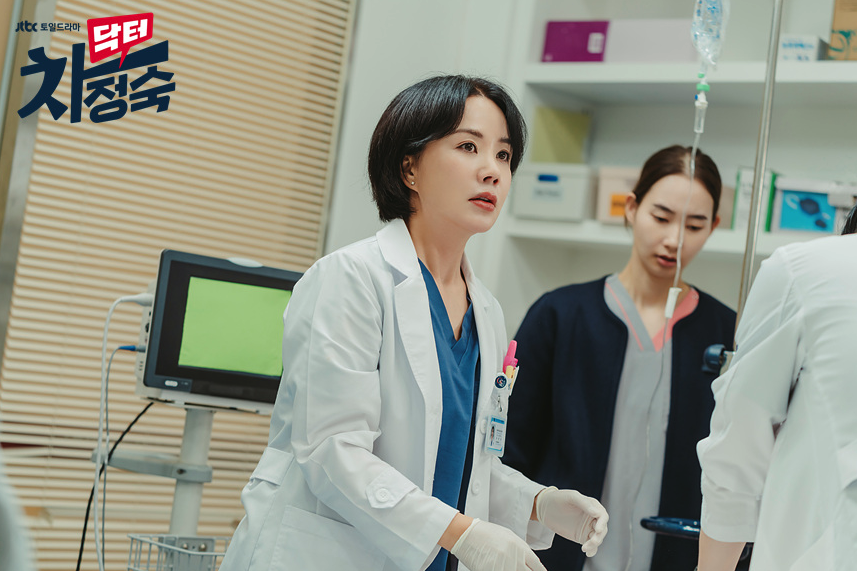 닥터 차정숙 시즌1 의사 역할 엄정화