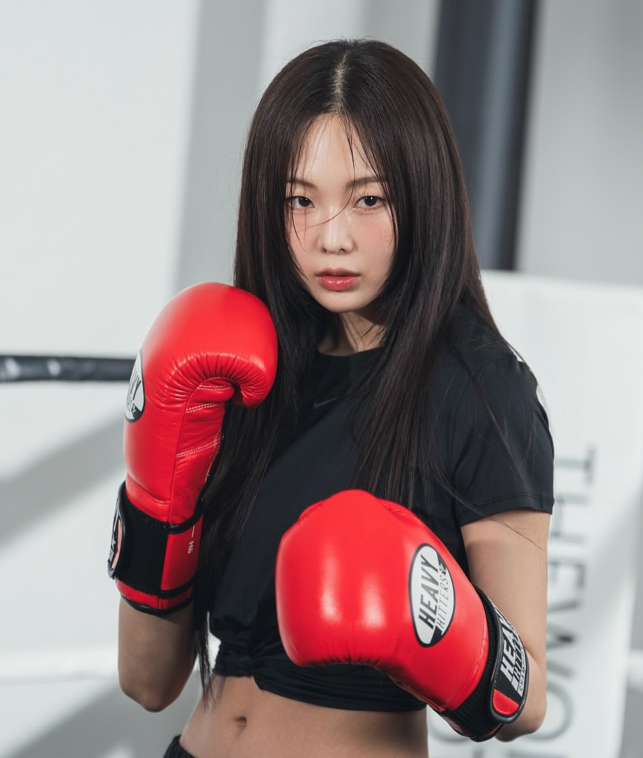 금새록 무쇠소녀단2 복싱 도전 컷 금새록 무쇠소녀단2 복싱 장면
