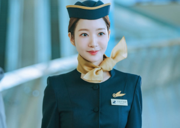 박민영 컨피던스맨 KR 이미지컷