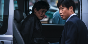 영화 ‘야당’ 스틸컷, 정보 브로커의 세계를 담은 장면