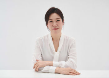 염혜란 프로필 사진