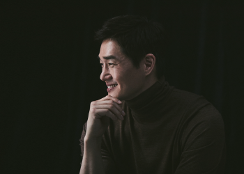 K‑팝 실사 영화에 출연하는 배우 유지태 공식 프로필 사진