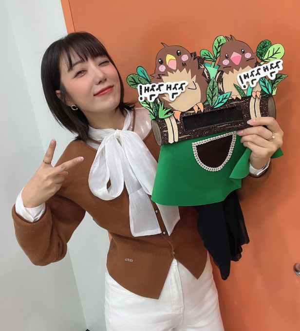 하지영, 복면가왕 대기실에서 포착된 밝은 미소 복면가왕 대기실에서 미소 짓는 하지영의 모습