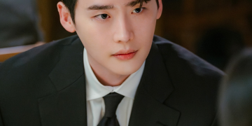 배우 이종석이 드라마 ‘서초동’ 촬영 현장에서 진지한 표정