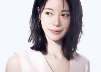 배우 임지연이 인스타그램에서 ‘Coming soon #얄미운사랑’ 메시지와 함께 공개한 프로필 사진