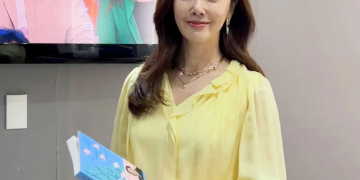 촬영 전 휴식 중인 배우 오나라