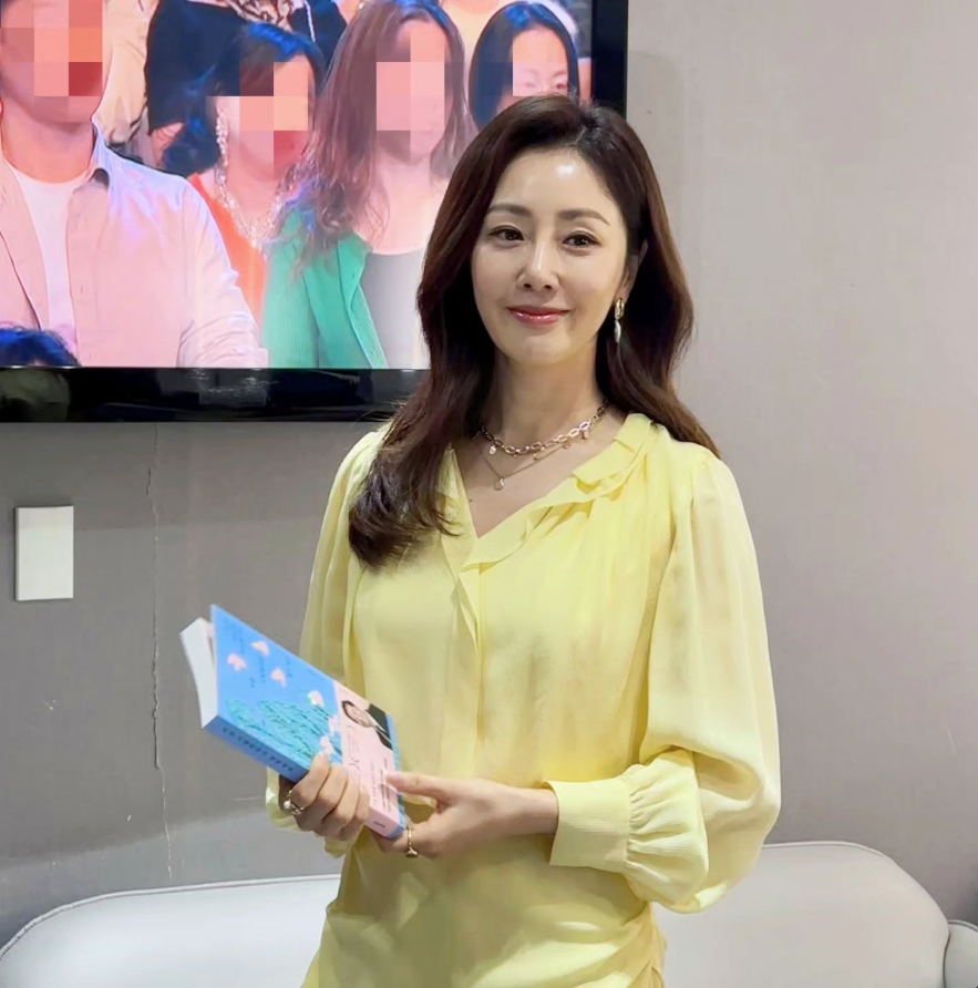 촬영 전 휴식 중인 배우 오나라