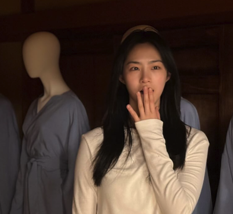 모범택시3 장면 속 차시연의 놀란 표정 연기 장면