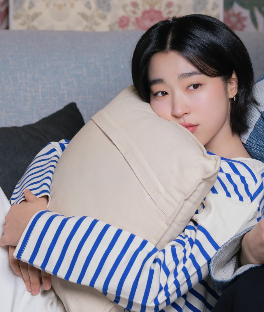 최성은, ‘마지막 썸머’ 속 섬세한 감정선으로 청춘의 현실을 담다 드라마 ‘마지막 썸머’에서 송하경 역을 맡은 배우 최성은