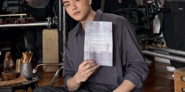 촬영 현장에서 김수겸 비하인드 컷