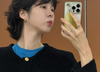 서은수, 단발로 변신한 배우의 새로운 매력 | 이슈모어 단발 헤어스타일로 변신한 배우 서은수의 셀카