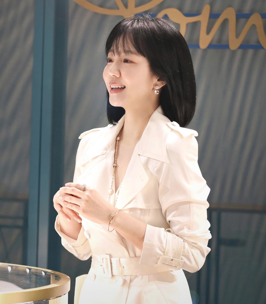 포멜라토 광고 촬영에 참여한 배우 임수정의 모습