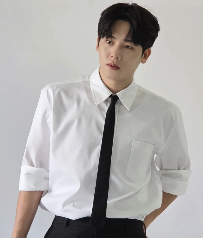 이정하 새로운 프로필 사진
