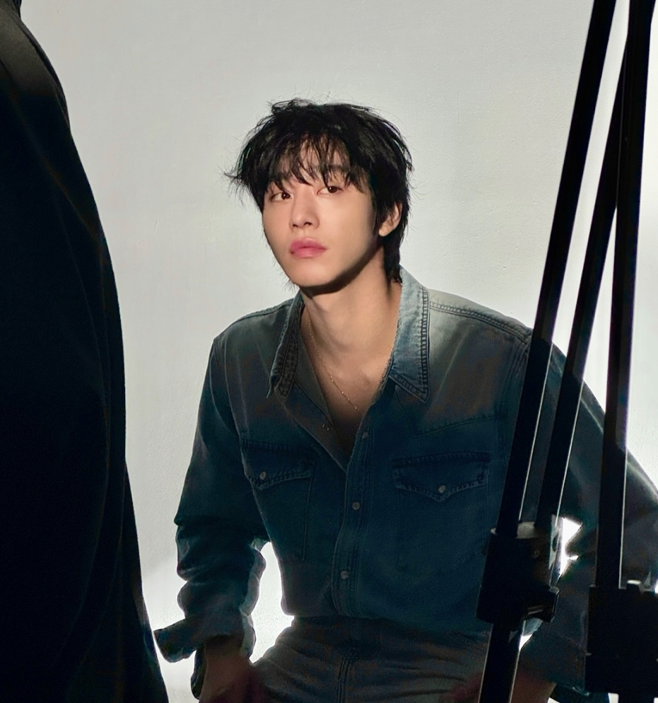 안효섭 킬리안 파리 화보 촬영 현장