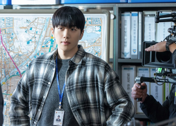 tvN 드라마 메스를 든 사냥꾼 마지막 회 촬영 현장에서 포착된 강훈의 비하인드 모습