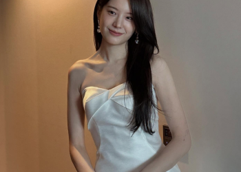 부산국제영화제에 참석해 화이트 드레스를 입은 장규리의 모습
