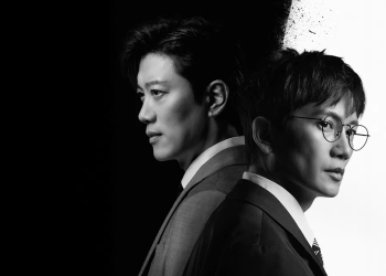 MBC 드라마 판사 이한영에서 지성과 박희순이 대치하는 공식 포스터