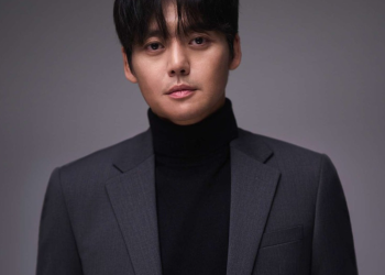 탤런트 겸 영화배우 김재일의 네이버 프로필 사진