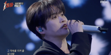 MBC 서바이벌 오디션 프로그램 1등들에서 열창 중인 김기태의 모습