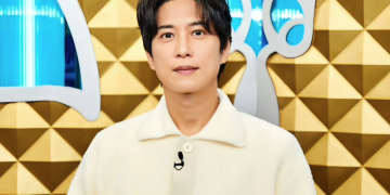 복면가왕 524회에 출연한 가수 김원준의 모습