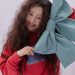 디자이너 브랜드 카티아조 화보 촬영 중 활짝 미소 짓는 서정희의 모습