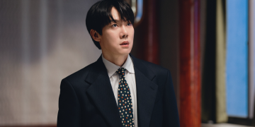 SBS 드라마 신이랑 법률사무소에서 변호사 신이랑 역을 맡은 유연석 스틸컷