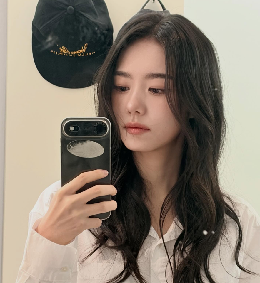 김소혜 심새벽 배우 김소혜 SNS 셀카 사진