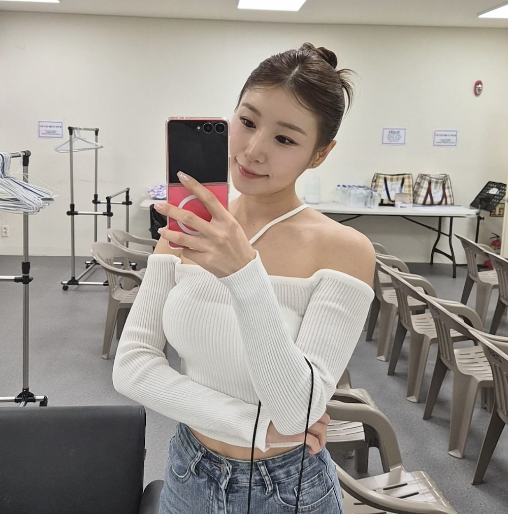 이소나 미스트롯4 첫방 대기실 셀카 모습