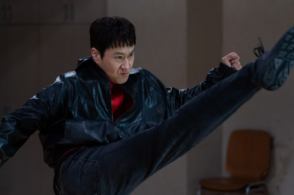 영화 짱구 정우 액션 장면