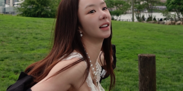 배우 서우 근황 브이로그 공원에서 촬영한 모습