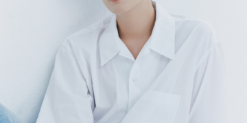 윤두준 근황 새로운 프로필 사진에서 자연스러운 모습