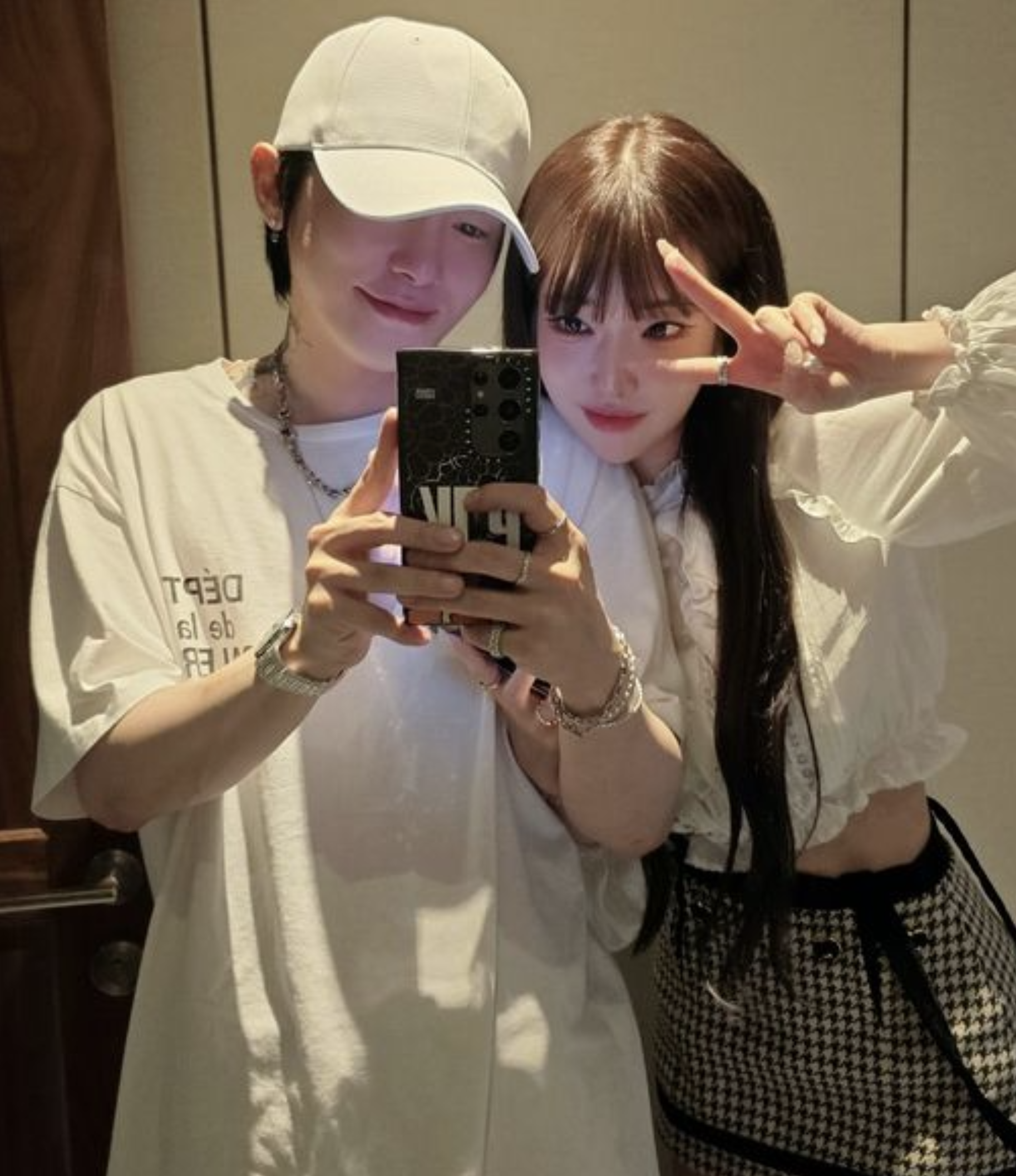 방송에서 함께 포착된 과즙세연과 BJ 케이