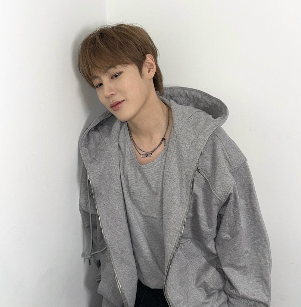 하성운 근황 화보 촬영에서 공개된 최근 모습