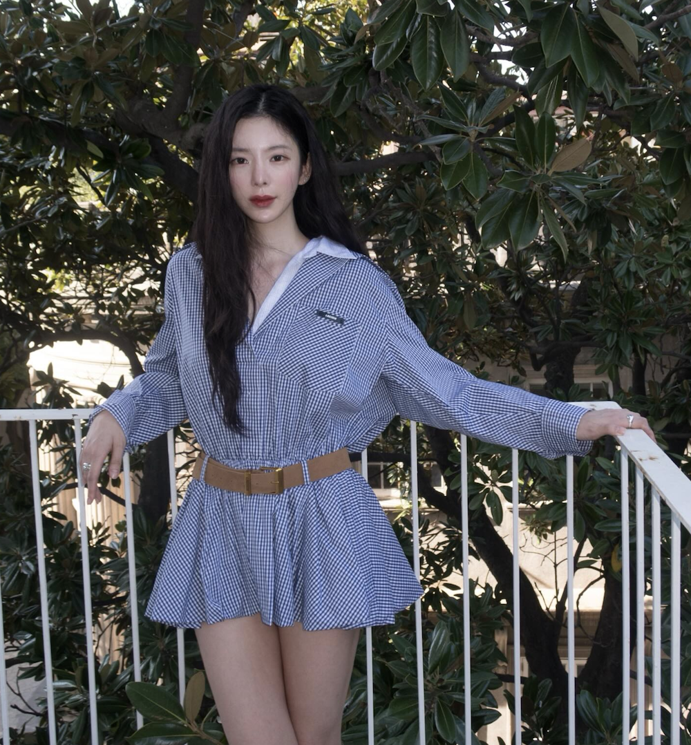 상해에서 촬영된 장재인의 자연스러운 일상 모습