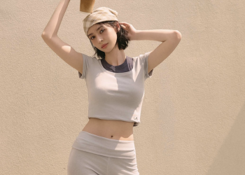 권나라 화보 다낭 촬영 컷에서 드러난 자연스러운 여름 스타일
