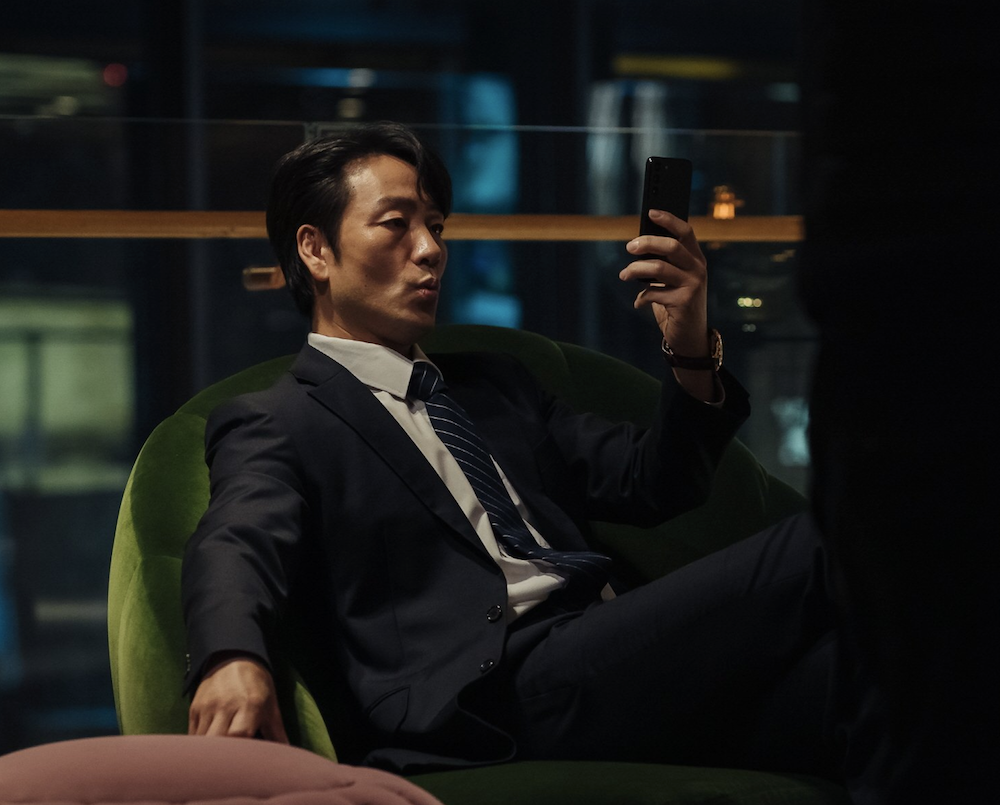 넷플릭스 악연 2주차에 글로벌 2위 박해수 신민아 조합 뒤늦게 터졌다 | 이슈모어 넷플릭스 악연 박해수 드라마 스틸컷 장면