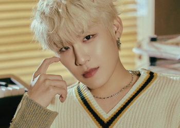 워너원 박우진 AB6IX 앨범 자켓 포토