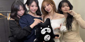 QWER 신곡 발표 전 무대 준비 모습 ROCKATION TALK PARTY 현장