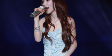 레드벨벳 웬디 무대 라이브 장면