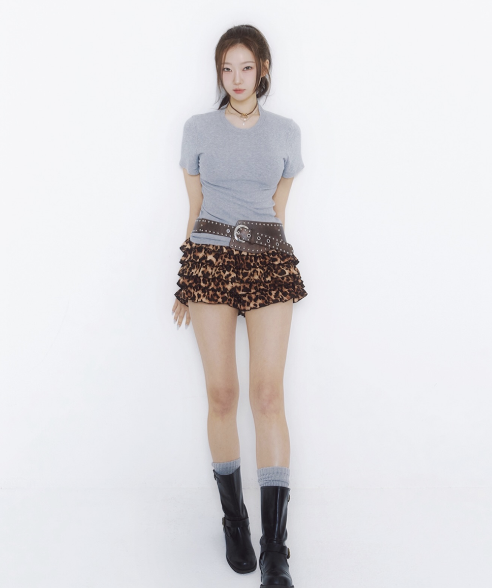 솔희 SNS 프로필 전신 스타일링 모습
