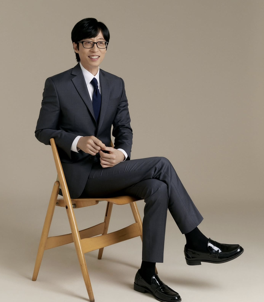 유재석 프로필 촬영 전신 이미지