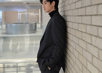 김수현 AI 논란 이전 공개된 김수현의 SNS 사진