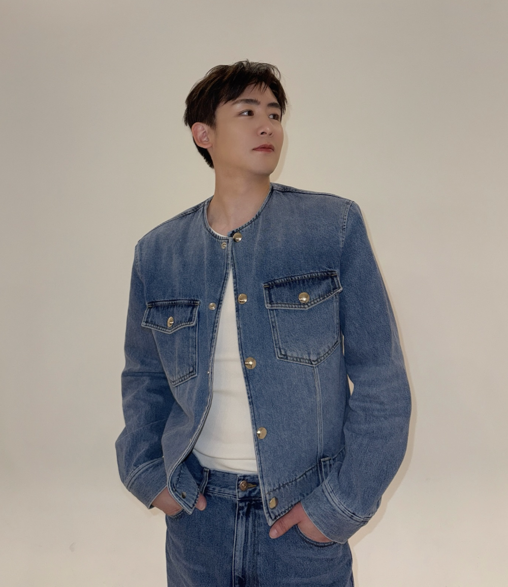 닉쿤 비주얼 근황이 담긴 인스타그램 사진
