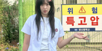 참교육 임한림 역할로 변신한 배우 진기주의 넷플릭스 촬영 비하인드 사진